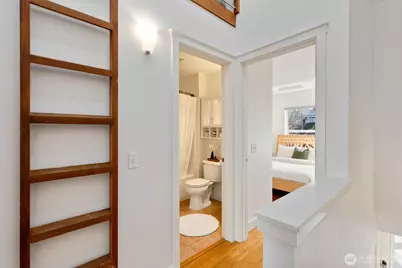 206 24th Avenue E, Seattle, WA 98112 - Photo 22