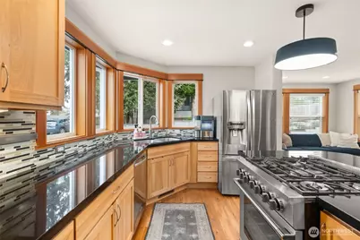 3157 Grandview Drive W, University Place, WA 98466 - Photo 14