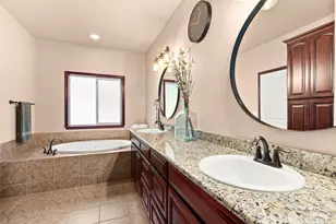 9220 Fox Ridge Ln SE, Olympia, WA 98513 - Photo 18