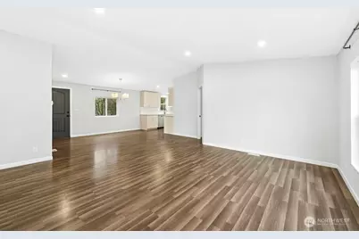 1525 91st Street E, Tacoma, WA 98445 - Photo 6