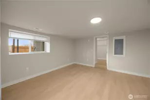 12041 S 56th Pl, Seattle, WA 98178 - Photo 16