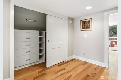 6725 Earl Avenue NW, Seattle, WA 98117 - Photo 24