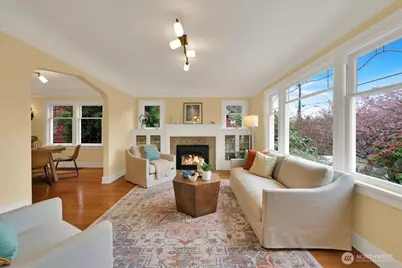 339 NW 77th Street, Seattle, WA 98117 - Photo 2