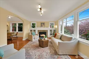 339 NW 77th St, Seattle, WA 98117 - Photo 2