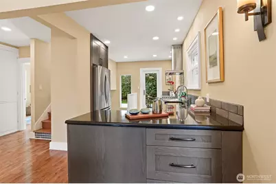 339 NW 77th Street, Seattle, WA 98117 - Photo 10