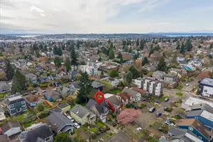 339 NW 77th St, Seattle, WA 98117 - Photo 40