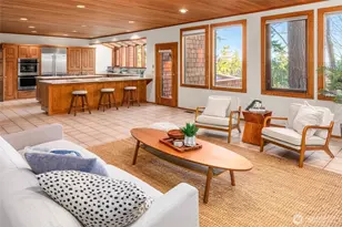 9261 SE 46th St, Mercer Island, WA 98040 - Photo 20