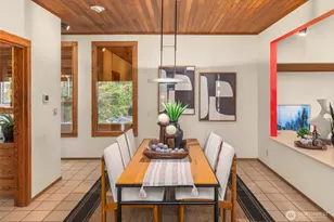 9261 SE 46th St, Mercer Island, WA 98040 - Photo 12