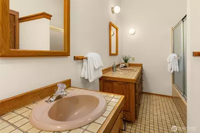 9261 SE 46th Street, Mercer Island, WA 98040 - Photo 28