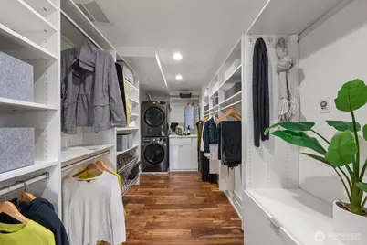 315 W Galer Street #102, Seattle, WA 98119 - Photo 24