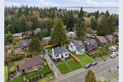 8711 28th Avenue NW, Seattle, WA 98117 - Photo 36