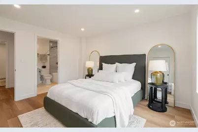 8711 28th Avenue NW, Seattle, WA 98117 - Photo 10