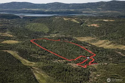 355 E Ragland Road, Longview, WA 98632 - Photo 1