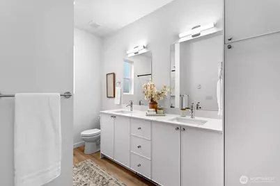 1425 SW 111th Lane, Seattle, WA 98164 - Photo 22