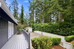 10627 SE 18th St, Bellevue, WA 98004 - Photo 26