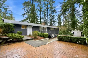 10627 SE 18th St, Bellevue, WA 98004 - Photo 2