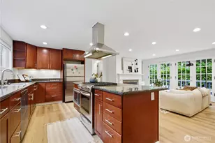 10627 SE 18th St, Bellevue, WA 98004 - Photo 8