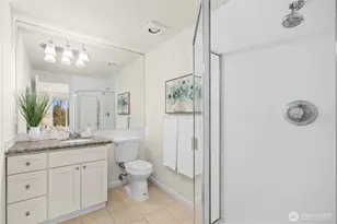 12740 NE 10th Pl, Bellevue, WA 98005 - Photo 14