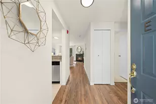 12740 NE 10th Pl, Bellevue, WA 98005 - Photo 4