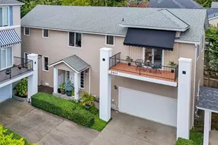 2401 132nd Ave SE, Bellevue, WA 98005 - Photo 2