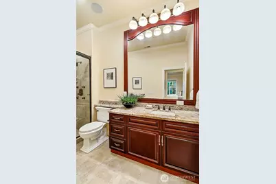 2727 101st Place NE, Bellevue, WA 98004 - Photo 32