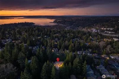 2727 101st Place NE, Bellevue, WA 98004 - Photo 2