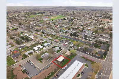 3506 W 1st Ave, Kennewick, WA 99336 - Photo 32