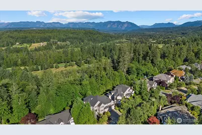 2046 277th Avenue SE, Sammamish, WA 98075 - Photo 6