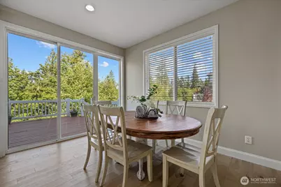 2046 277th, Sammamish, WA 98075 - Photo 10