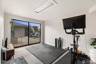 1627 California Ave SW, Seattle, WA 98116 - Photo 36