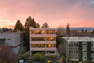 1627 California Ave SW, Seattle, WA 98116 - Photo 2