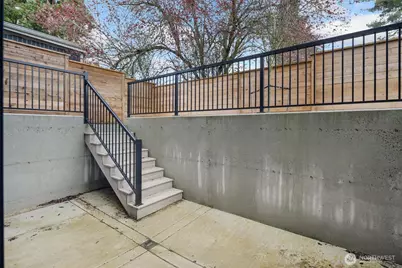 7012 Ravenna Avenue NE, Seattle, WA 98115 - Photo 32