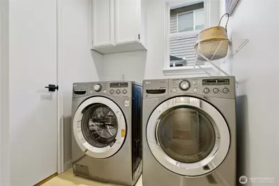 25024 SE 41st Drive, Sammamish, WA 98029 - Photo 12