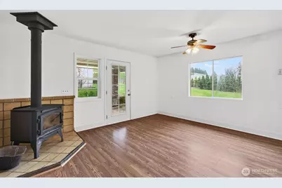 3116 Old Pacific Highway S, Kelso, WA 98626 - Photo 6