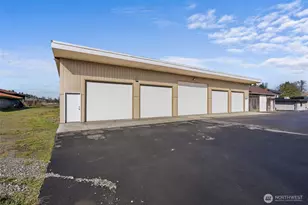 360 Smokey Valley Rd, Winlock, WA 98591 - Photo 34