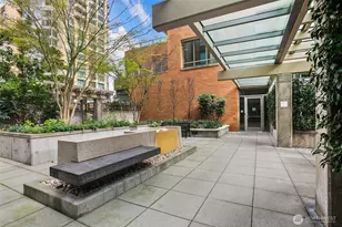 910 Lenora St, Seattle, WA 98121 - Photo 26