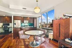 910 Lenora St, Seattle, WA 98121 - Photo 8