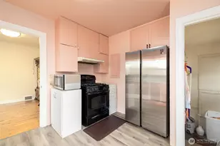 703 N 8th St, Mount Vernon, WA 98273 - Photo 14