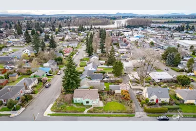 703 N 8th Street, Mount Vernon, WA 98273 - Photo 34