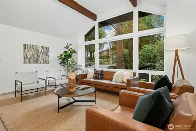 145 Mt Pilchuck Avenue SW, Issaquah, WA 98027 - Photo 2