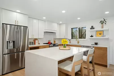 145 Mt Pilchuck Avenue SW, Issaquah, WA 98027 - Photo 10