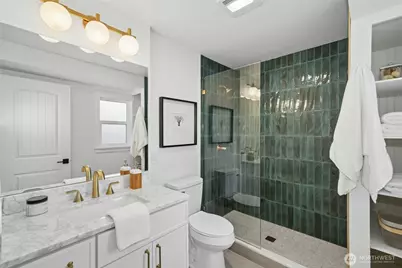 145 Mt Pilchuck Avenue SW, Issaquah, WA 98027 - Photo 16