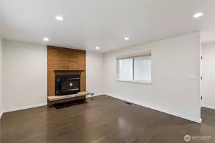 13035 N Meridian Ave, Seattle, WA 98133 - Photo 8