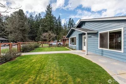 1225 W 17th St, Port Angeles, WA 98363 - Photo 4