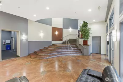 225 Logan Avenue S #308, Renton, WA 98057 - Photo 2