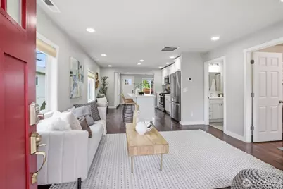 8719 16th Avenue SW, Seattle, WA 98106 - Photo 2