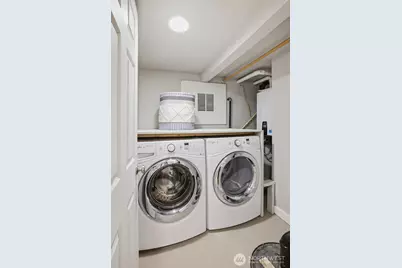 8719 16th Avenue SW, Seattle, WA 98106 - Photo 16