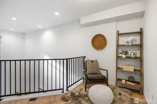 2112 1st Ave N, Seattle, WA 98109 - Photo 14