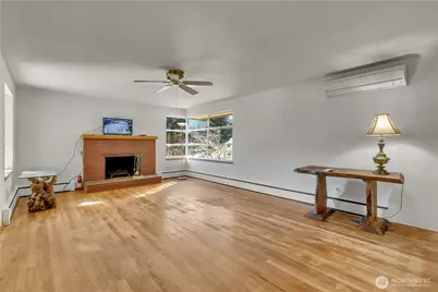 509 106th Street S, Tacoma, WA 98444 - Photo 10