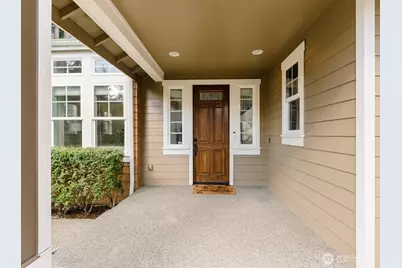8718 NE 134th Street, Kirkland, WA 98034 - Photo 2